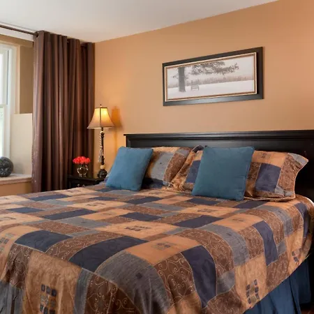 Abbeymoore Manor Bed & Breakfast Inn-3