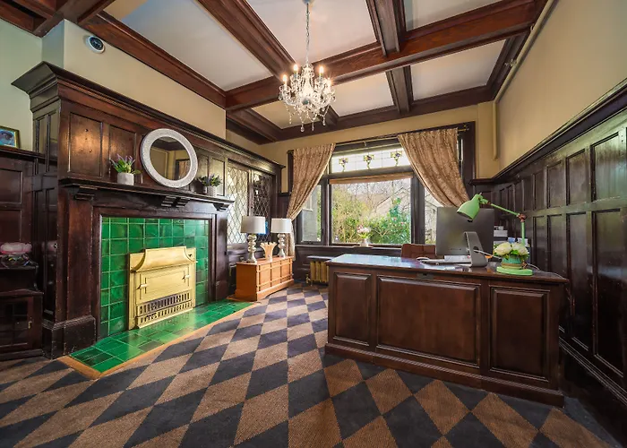 Dashwood Manor Seaside Bed & Breakfast Victoria