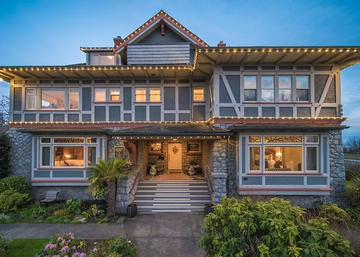 Dashwood Manor Seaside Bed & Breakfast Victoria